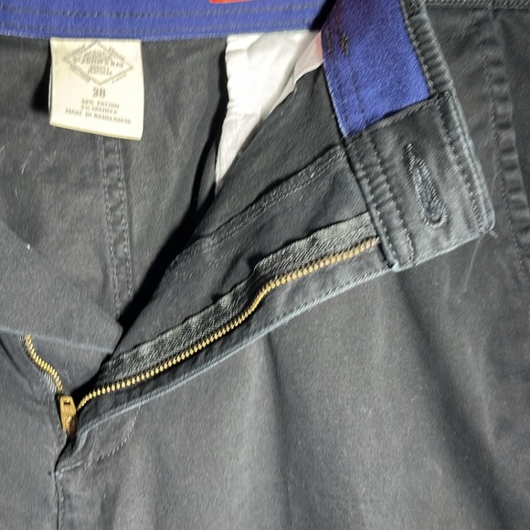 St. John’s Bay Men’s Black Comfort Stretch Shorts Size 38 - Picture 4 of 5